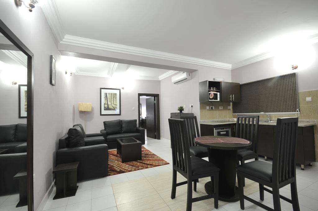 Sheer Luxury Apartments And Suites Abuja Bilik gambar