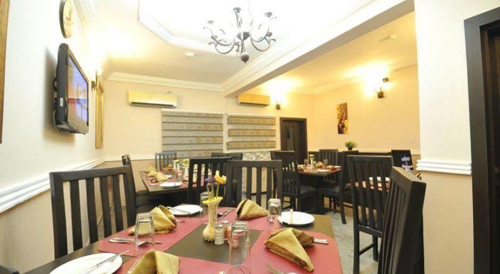 Sheer Luxury Apartments And Suites Abuja Luaran gambar