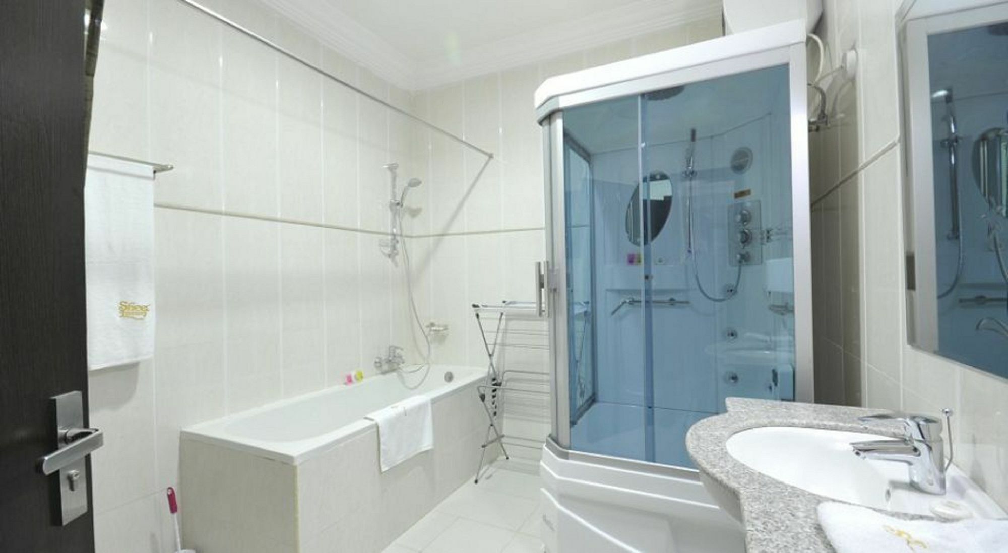 Sheer Luxury Apartments And Suites Abuja Luaran gambar
