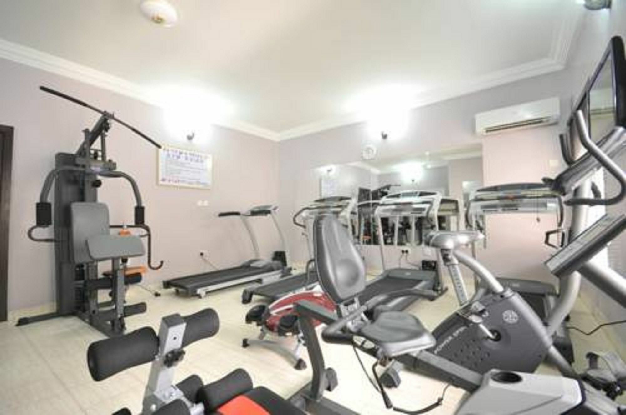 Sheer Luxury Apartments And Suites Abuja Luaran gambar